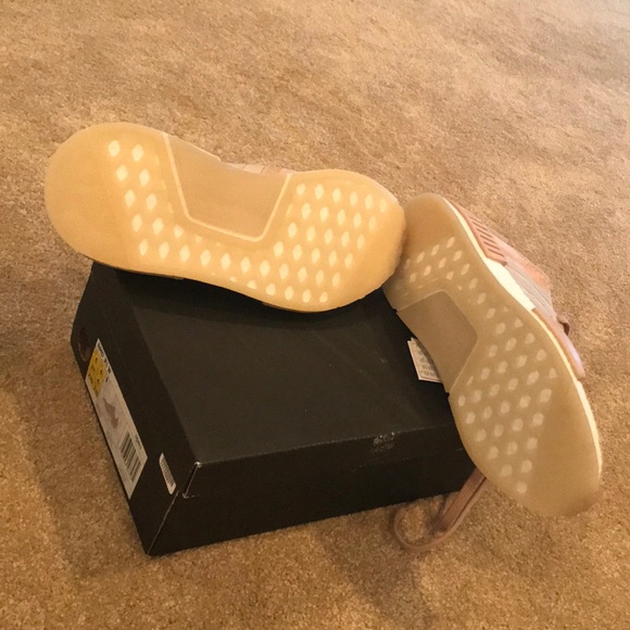 NMD R1 Ash Pearl - Picture 4 of 6